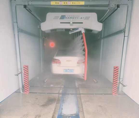 深州劲达石化油站 ​上意S7风干型洗车机安装调试完成